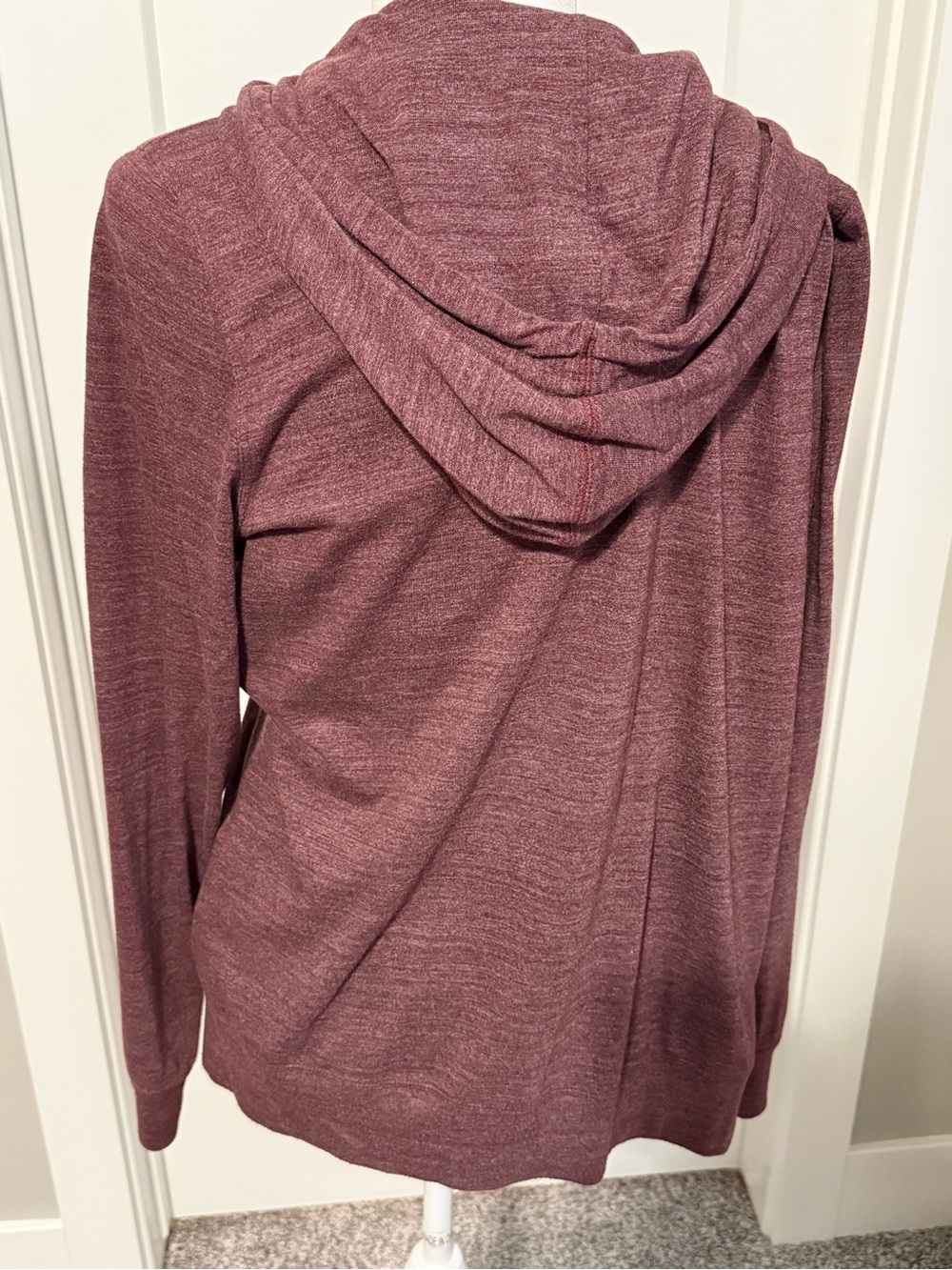 The North Face Women's Zip-Up Hoodie in Maroon - Picture 3 of 5